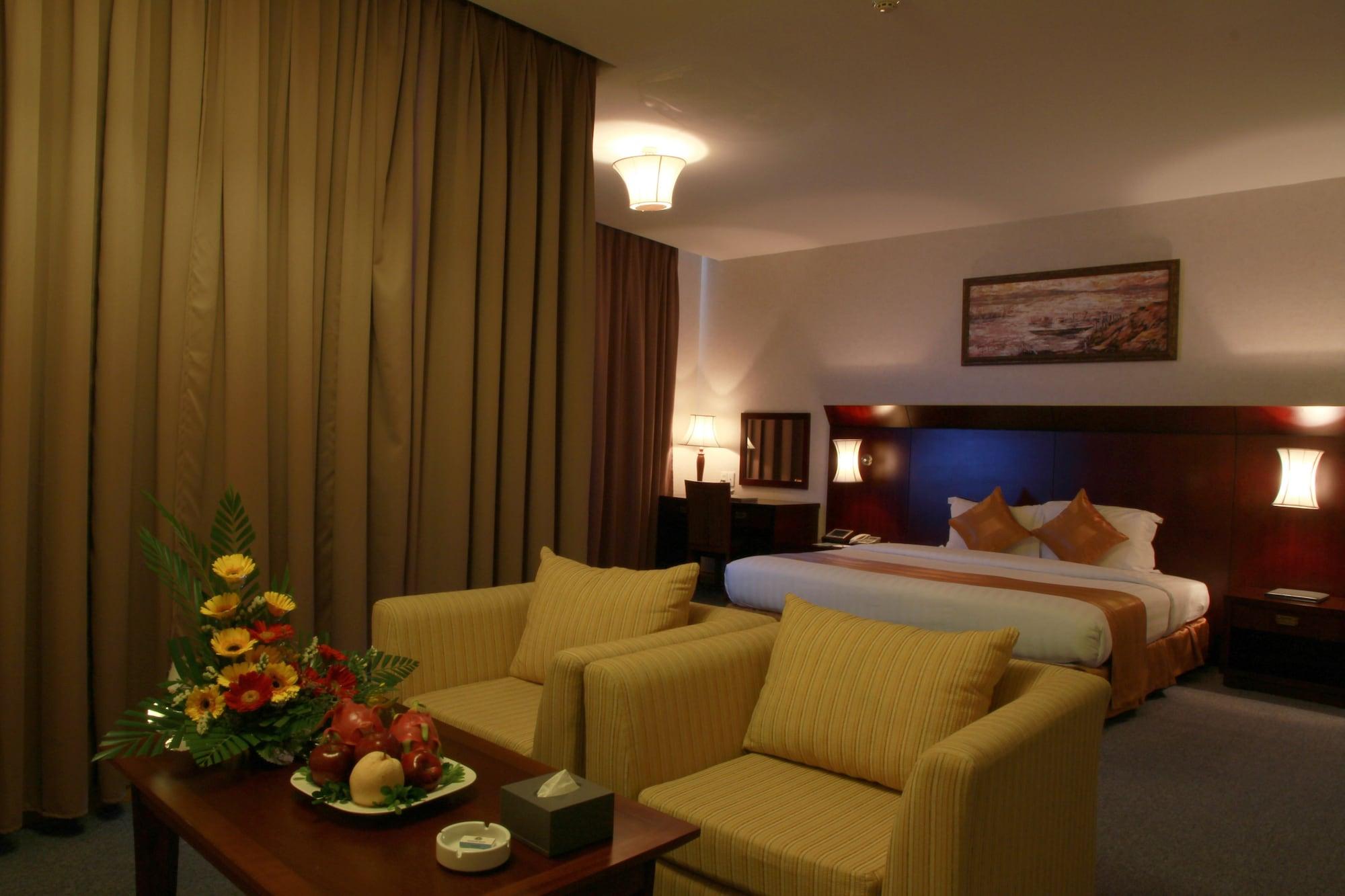 Dakruco Hotel Буон Ма Туот Екстериор снимка