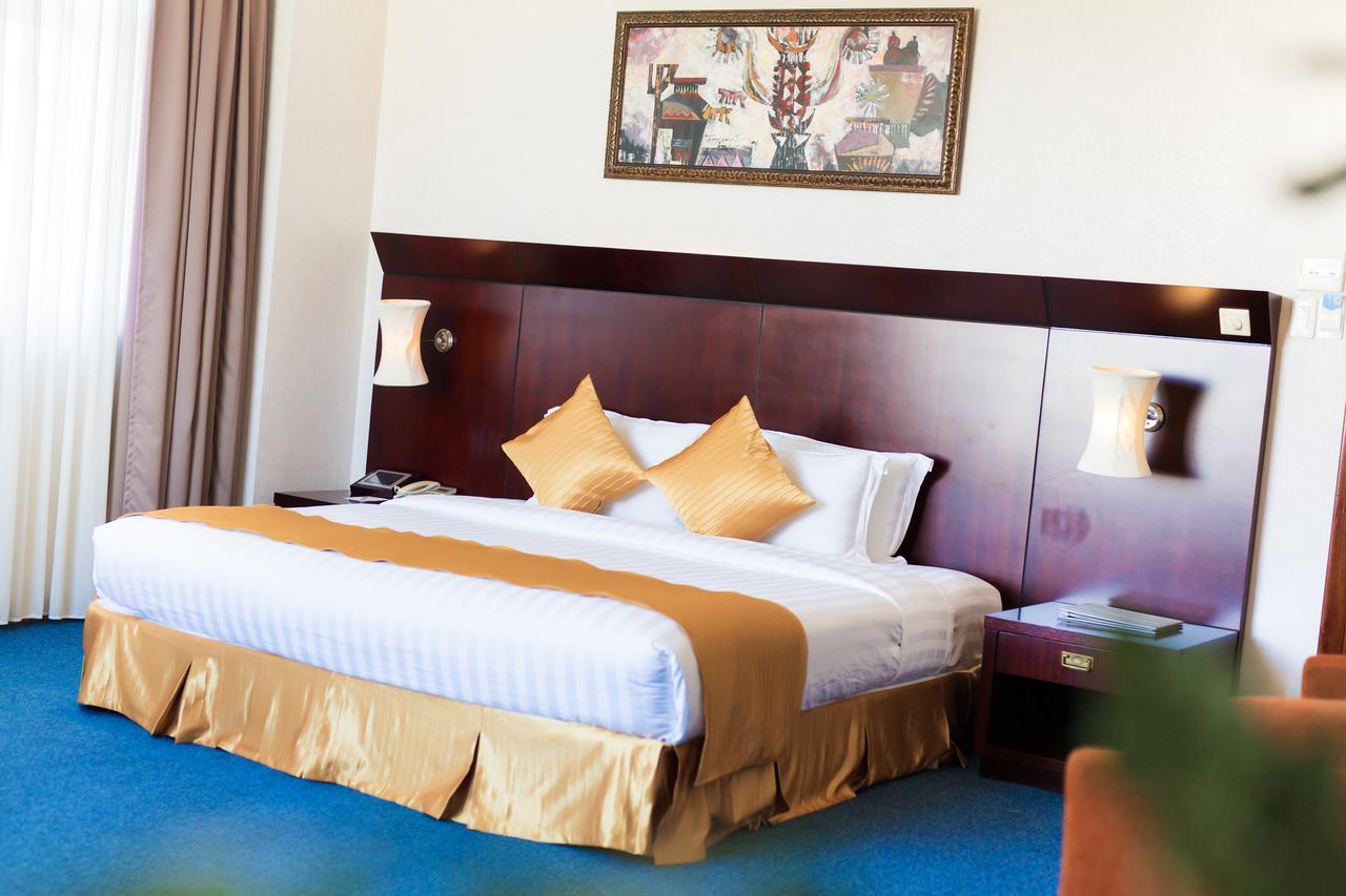 Dakruco Hotel Буон Ма Туот Екстериор снимка