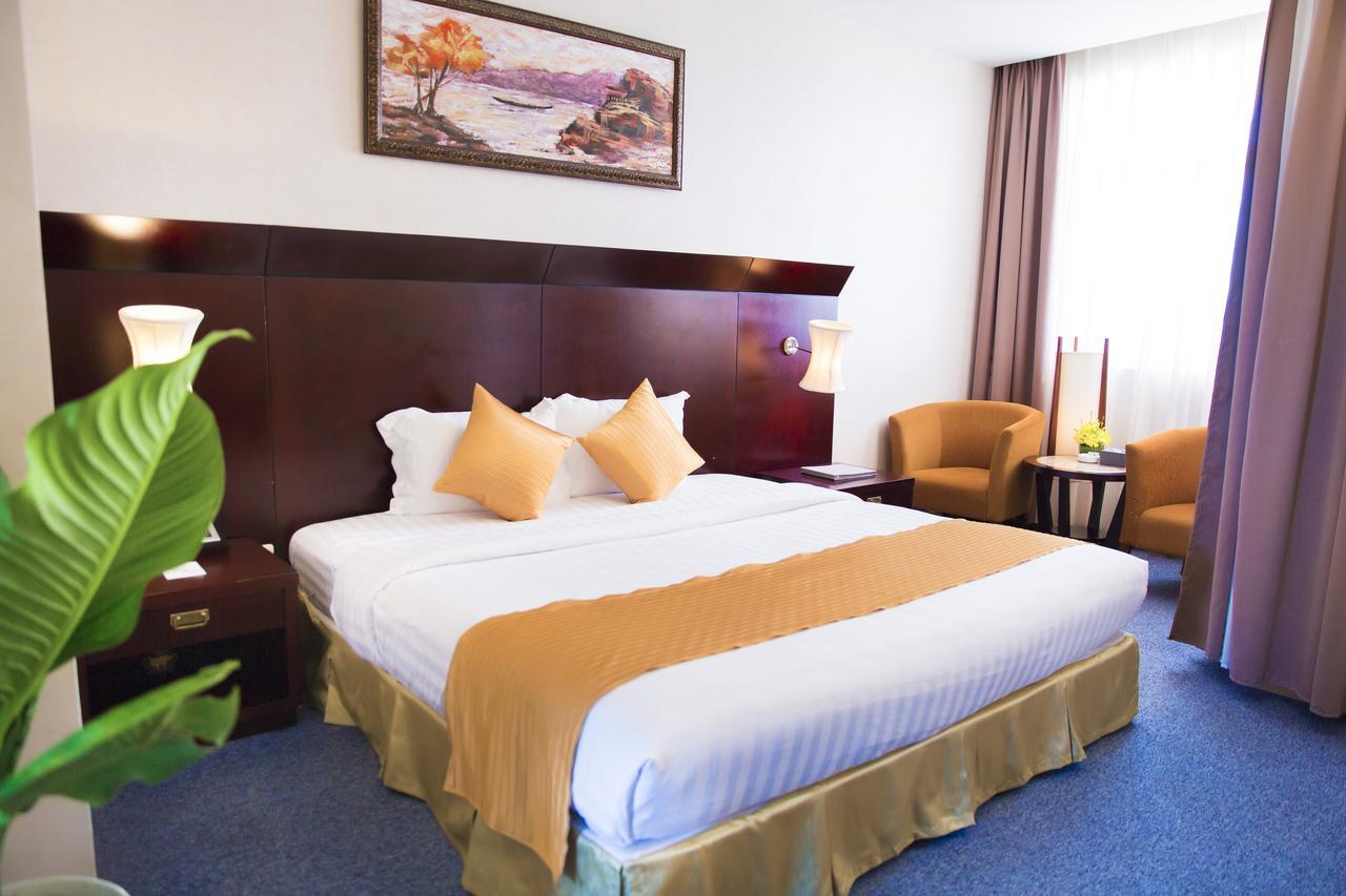 Dakruco Hotel Буон Ма Туот Екстериор снимка